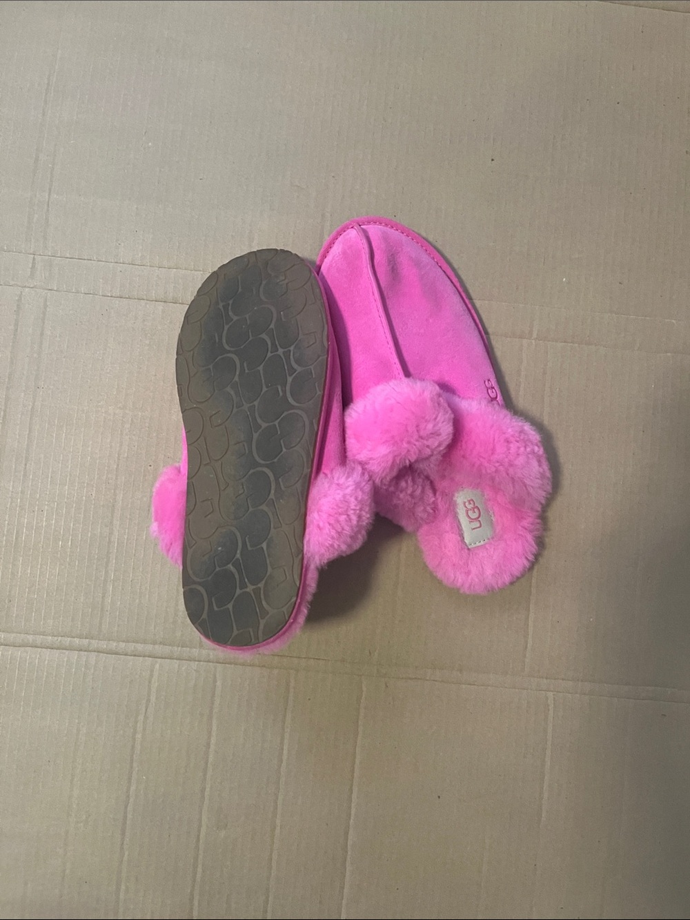 UGG Bright Pink Shearling Clog Slippers - Picture 2 of 2